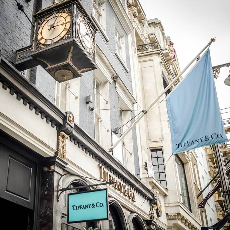 Tiffany Wall Mounted Flagpole and Bespoke Flag